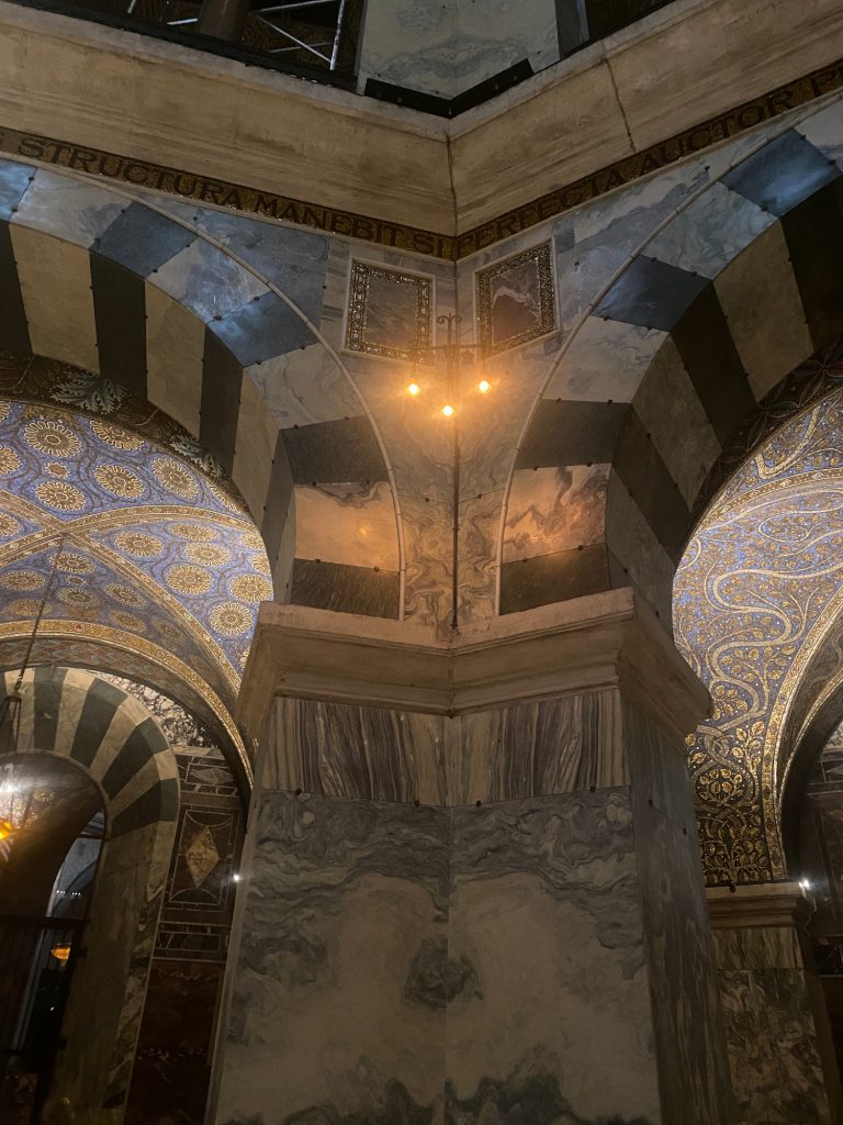 der hohe dom zu aachen Bild